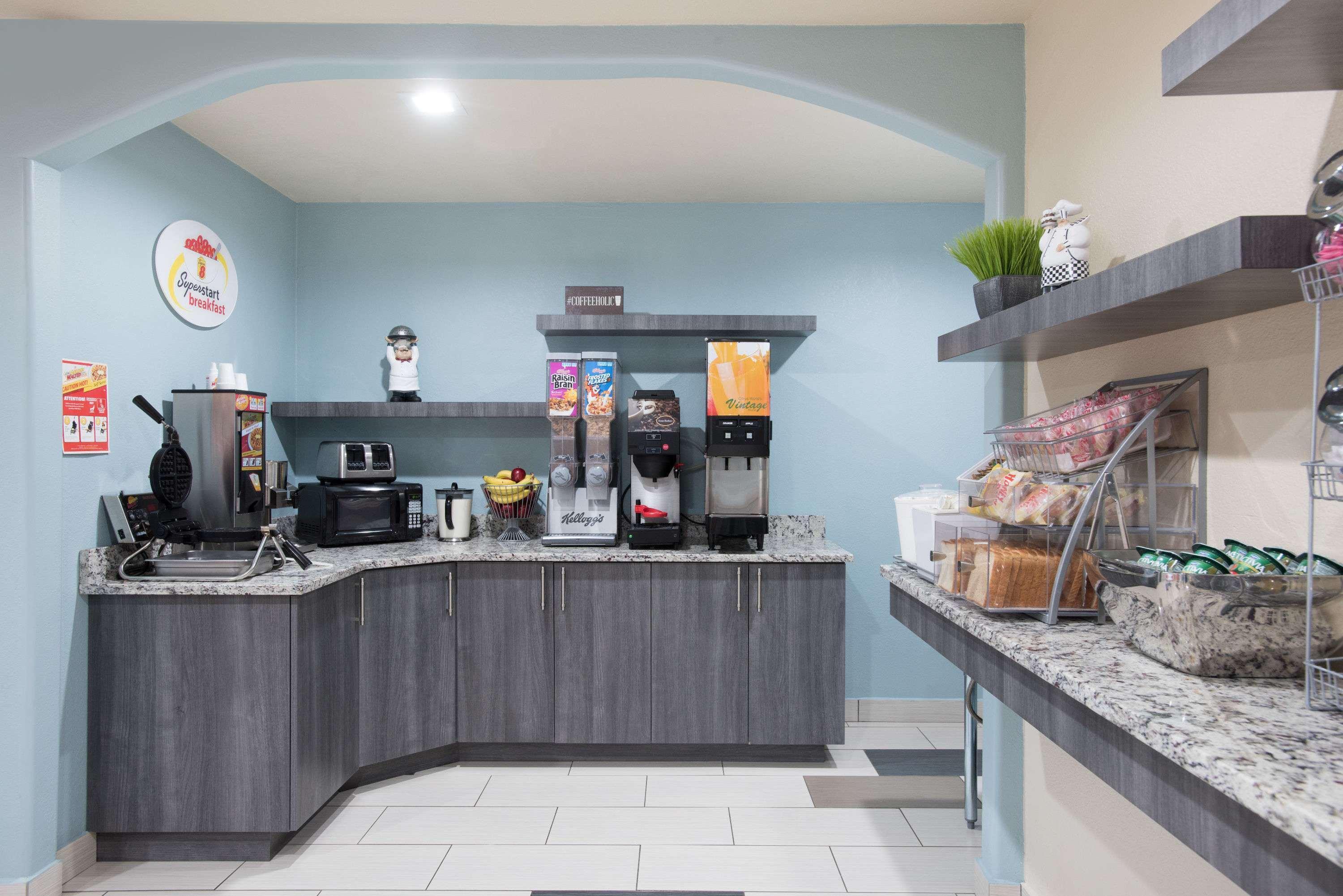 Super 8 By Wyndham Claremore Ok Εξωτερικό φωτογραφία