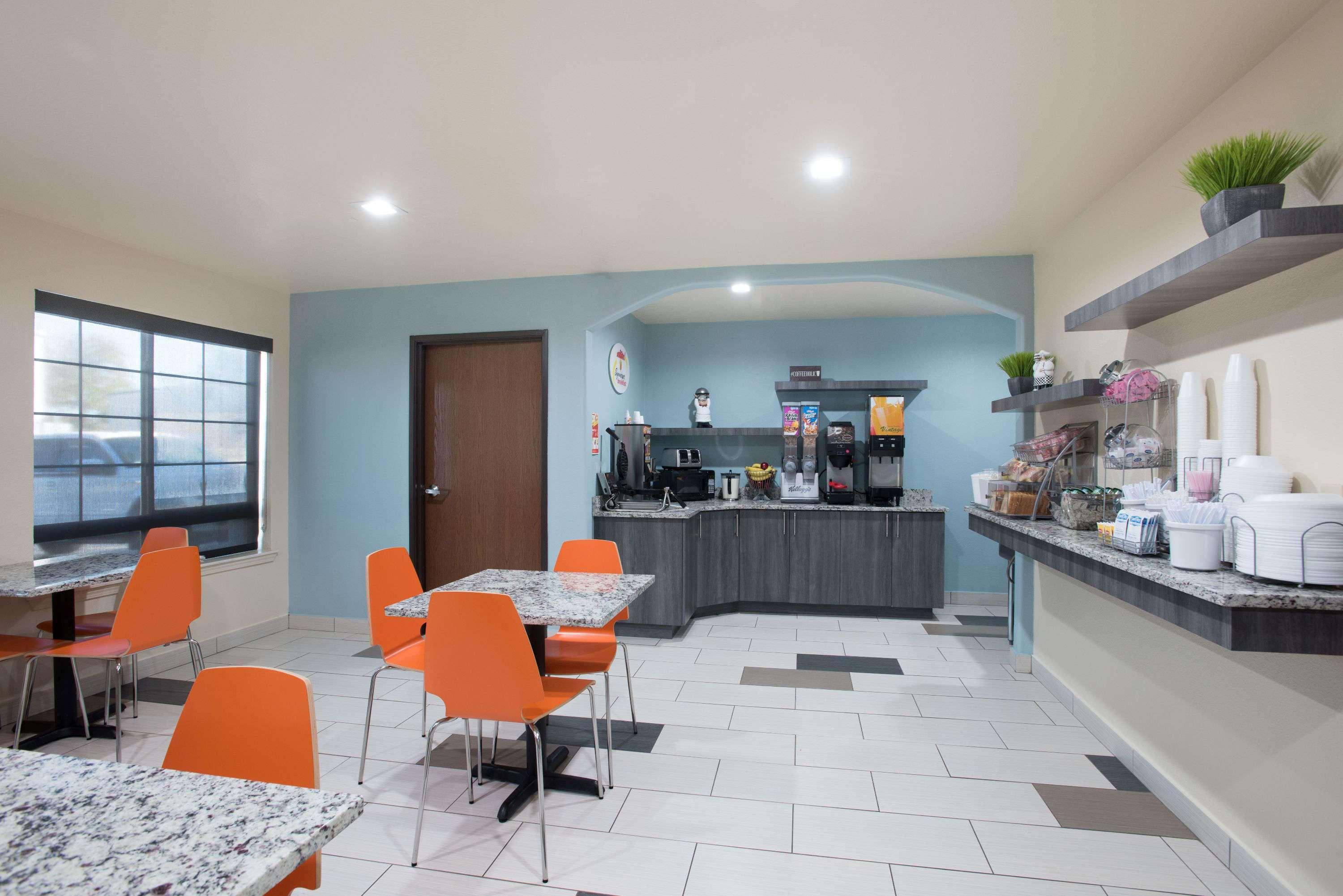 Super 8 By Wyndham Claremore Ok Εξωτερικό φωτογραφία