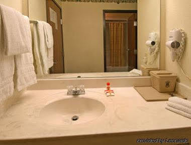Super 8 By Wyndham Claremore Ok Εξωτερικό φωτογραφία