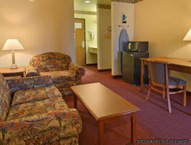 Super 8 By Wyndham Claremore Ok Εξωτερικό φωτογραφία